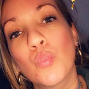 Meet your Posher, Ivanilda